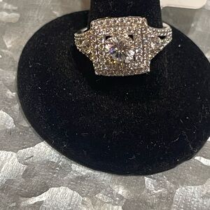 Bella Luce 2.35 Ctw. White Diamond Simulant Rhodium over Sterling Silver Size 7